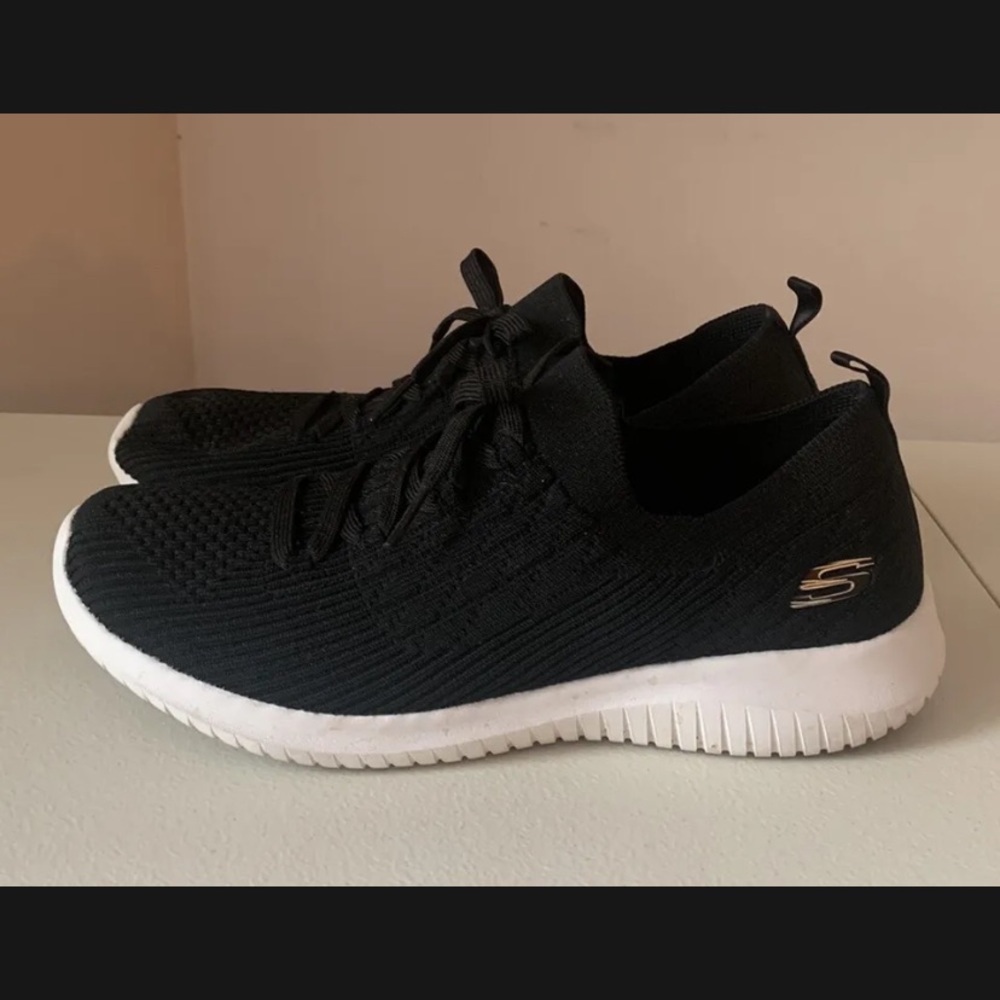 Sketchers Black Slip On Shoes Size 9